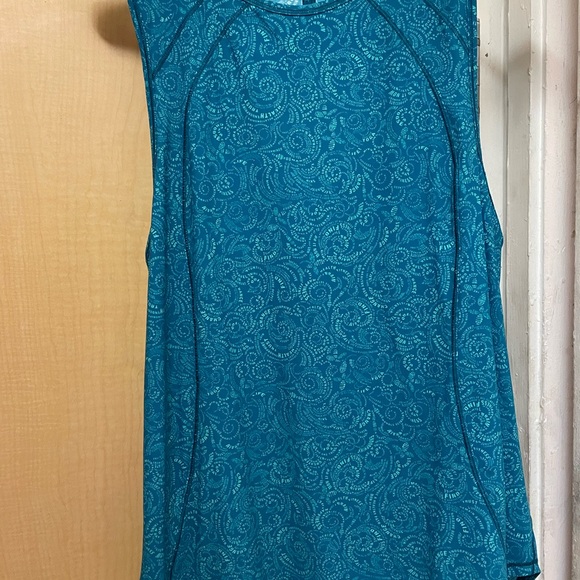 Lululemon - Picture 6 of 6